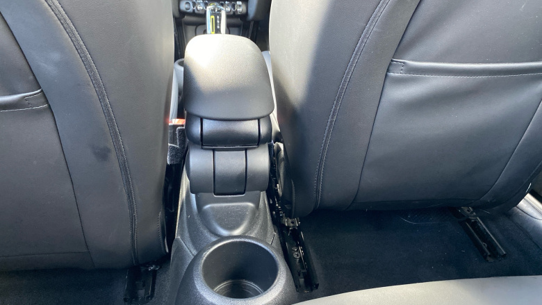 MINI Hatchback 135kW Cooper S Level 2 33kWh 3dr Auto Electric Hatchback